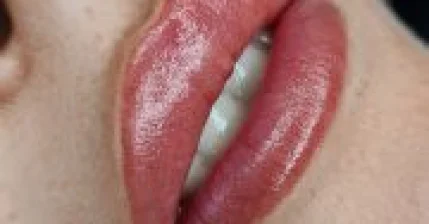 Перманентный макияж губ Sexy Lips